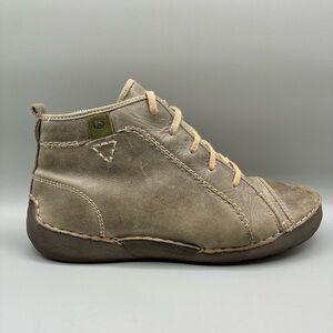 Josef Seibel Ankle Booties Women’s 8-8.5 Washed Green Faux Fur Lined Boots